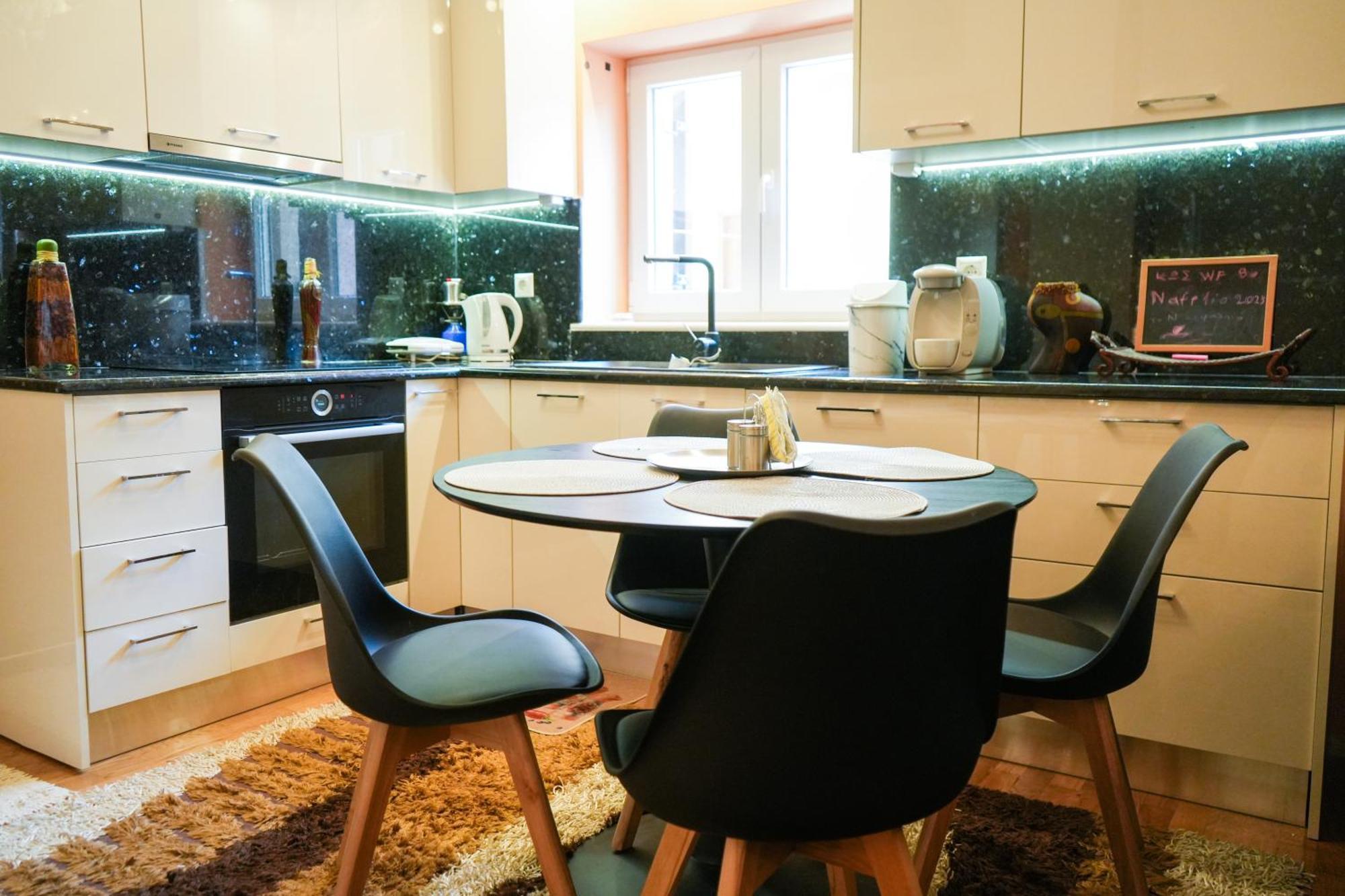 Φιλόξενο Σπίτι Apartman Návplio Kültér fotó